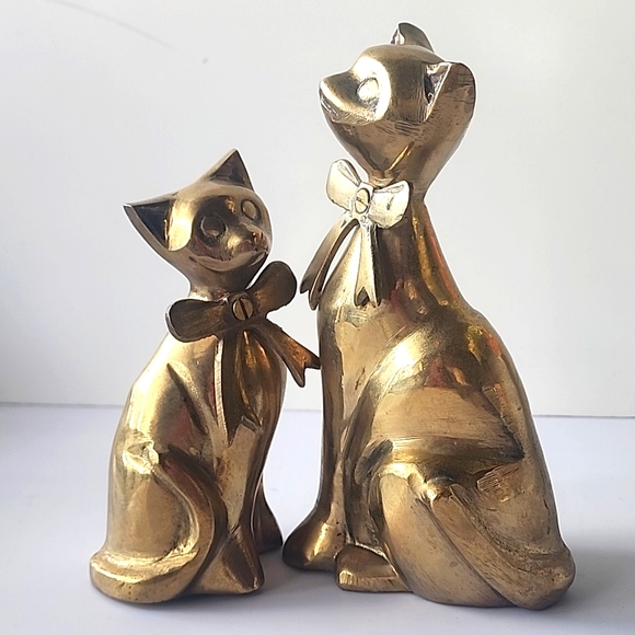 2 pieces of Brass Decorative Cats. - Picture 5 of 7